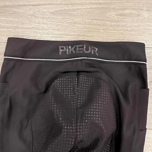 Pikeur Women's Riding breeches 28 full seat - Picture 8 of 8